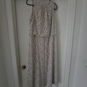 London Times Crochet Lace Popover Maxi Dress - Size 14 - Taupe / Beige